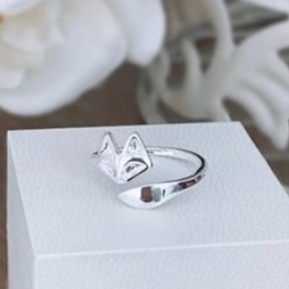 Jewelry - Silver Adjustable Fox Ring
